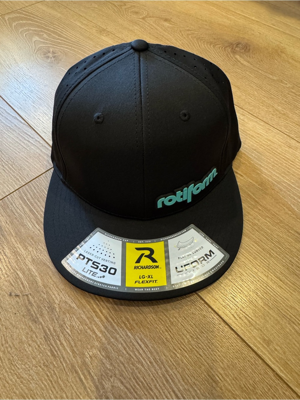 Rotiform wheels Black Snapback Hat by Richardson